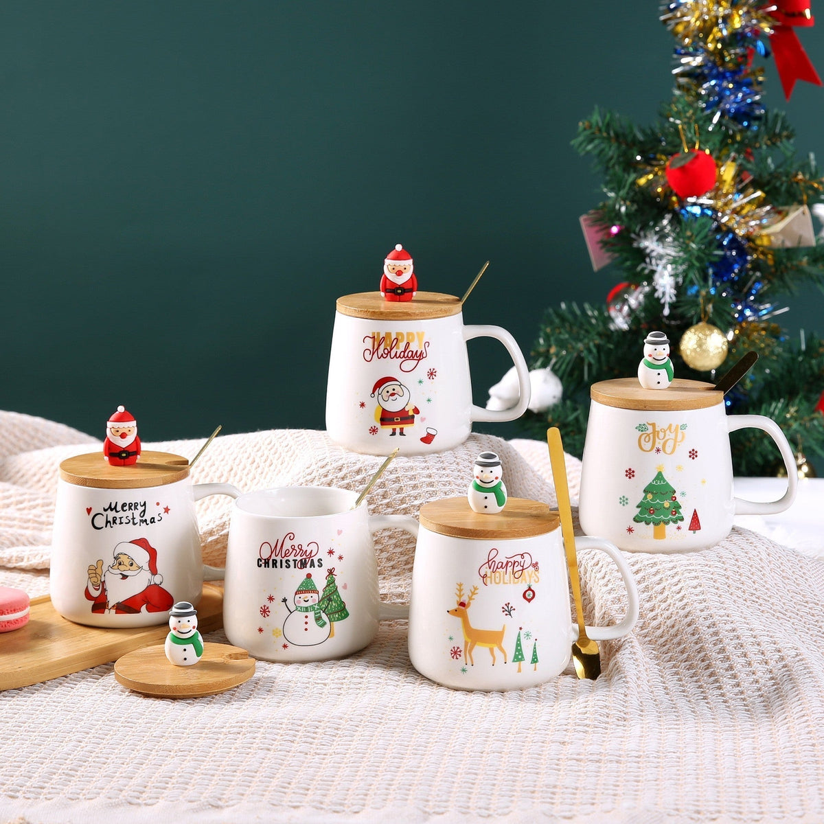 Winter Eve Santa Gift Mug Set